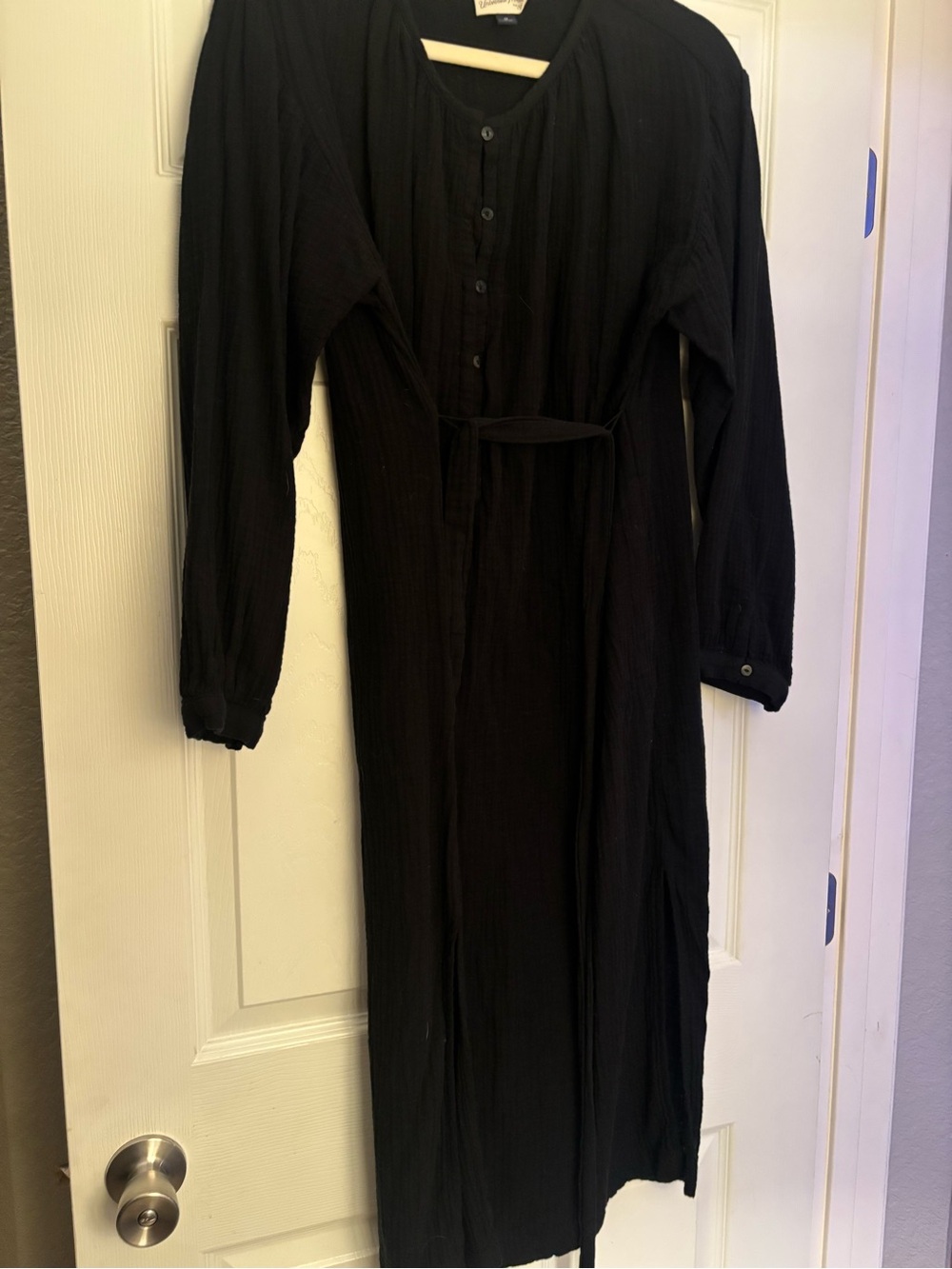 Universal Thread Black Long Sleeve Button-Front Women's Dress